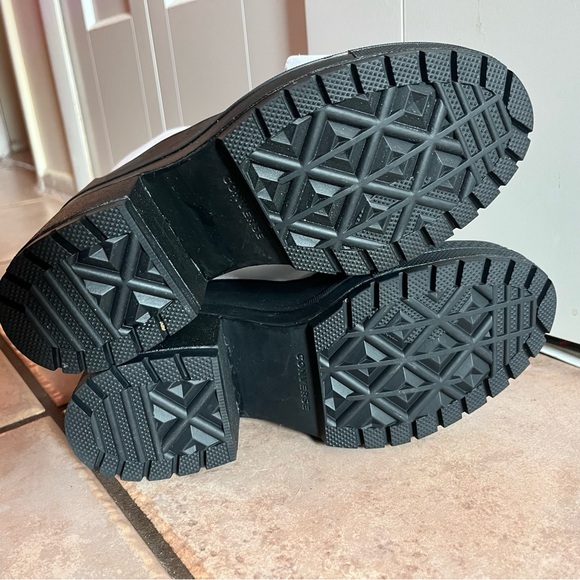 Converse GR82 White Shoes - Picture 7 of 9